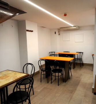 Bar Galeria Doner Kebab Guelbenzu