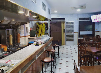 Café-Bar Dön kebab