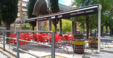 bar plaza