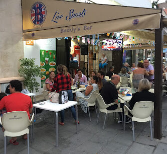Buddy&apos;s Bar & Donner kebab