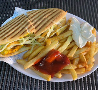 Hamburgueseria Esauira