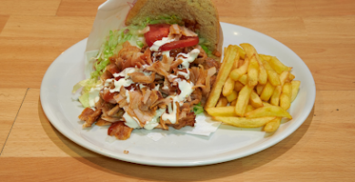 Kebab pizzería Colón