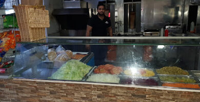 Lluna Kebab Pizzeria